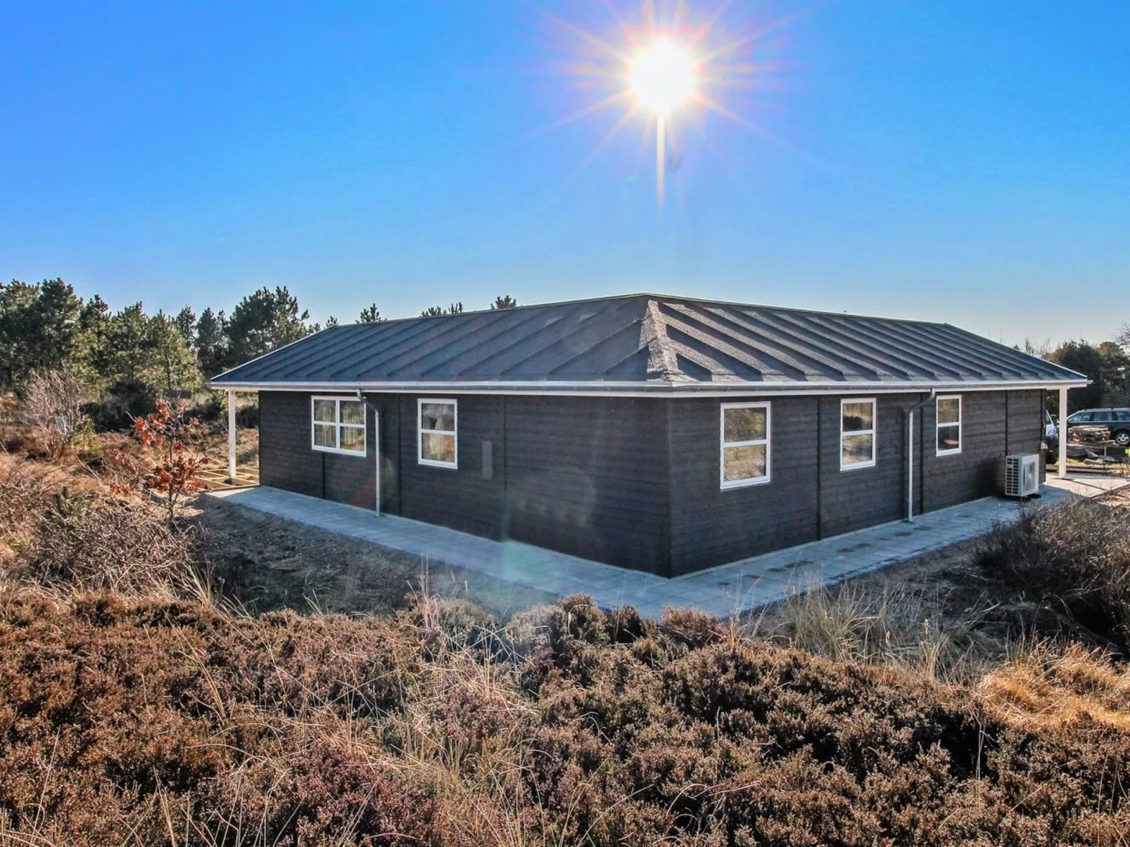 "Minke" - 2.2km from the sea-Outside