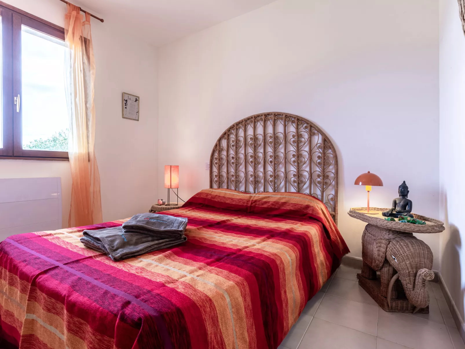 Agula Marina-Inside