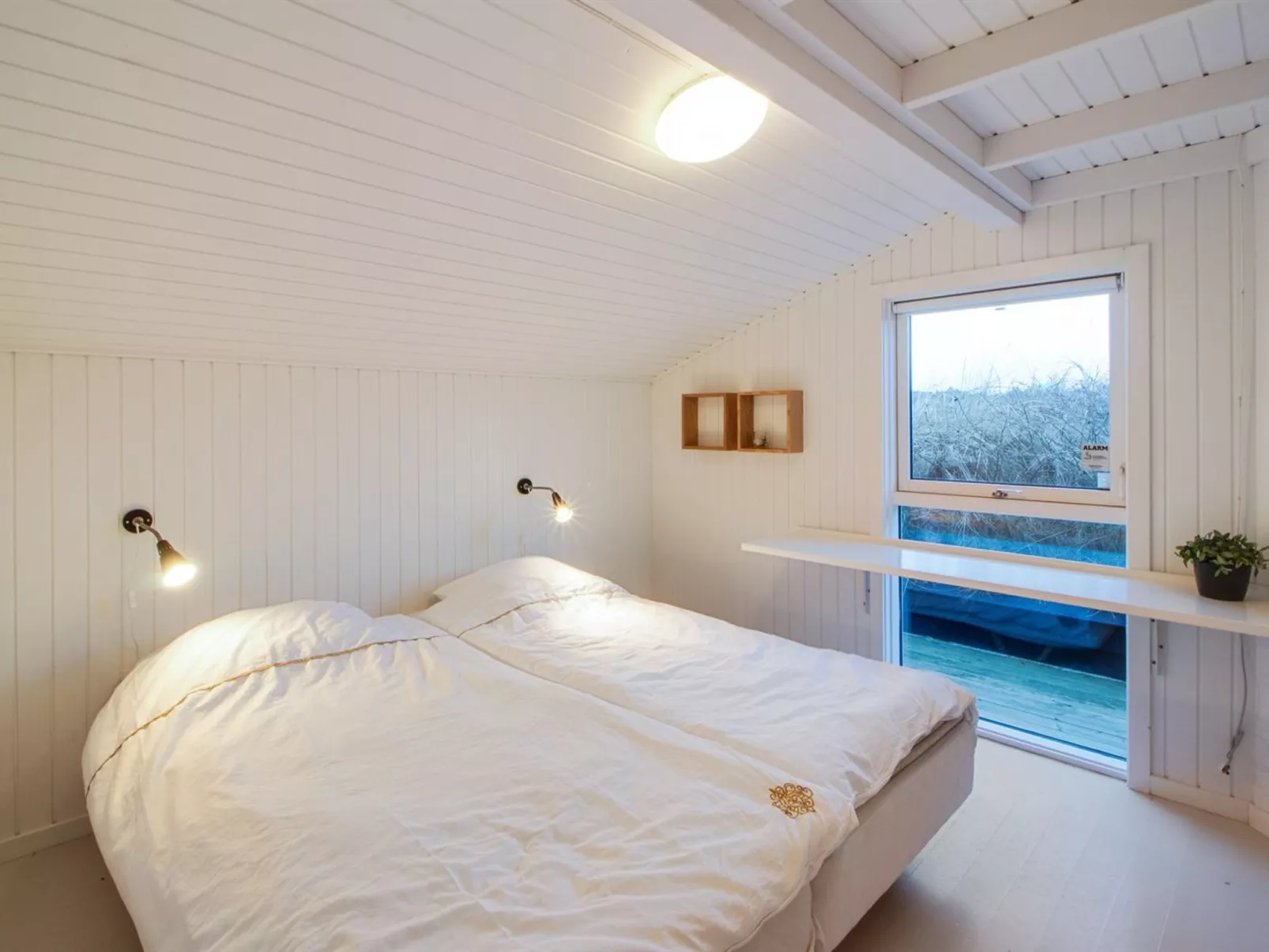 "Fenneke" - 50m from the sea-Inside