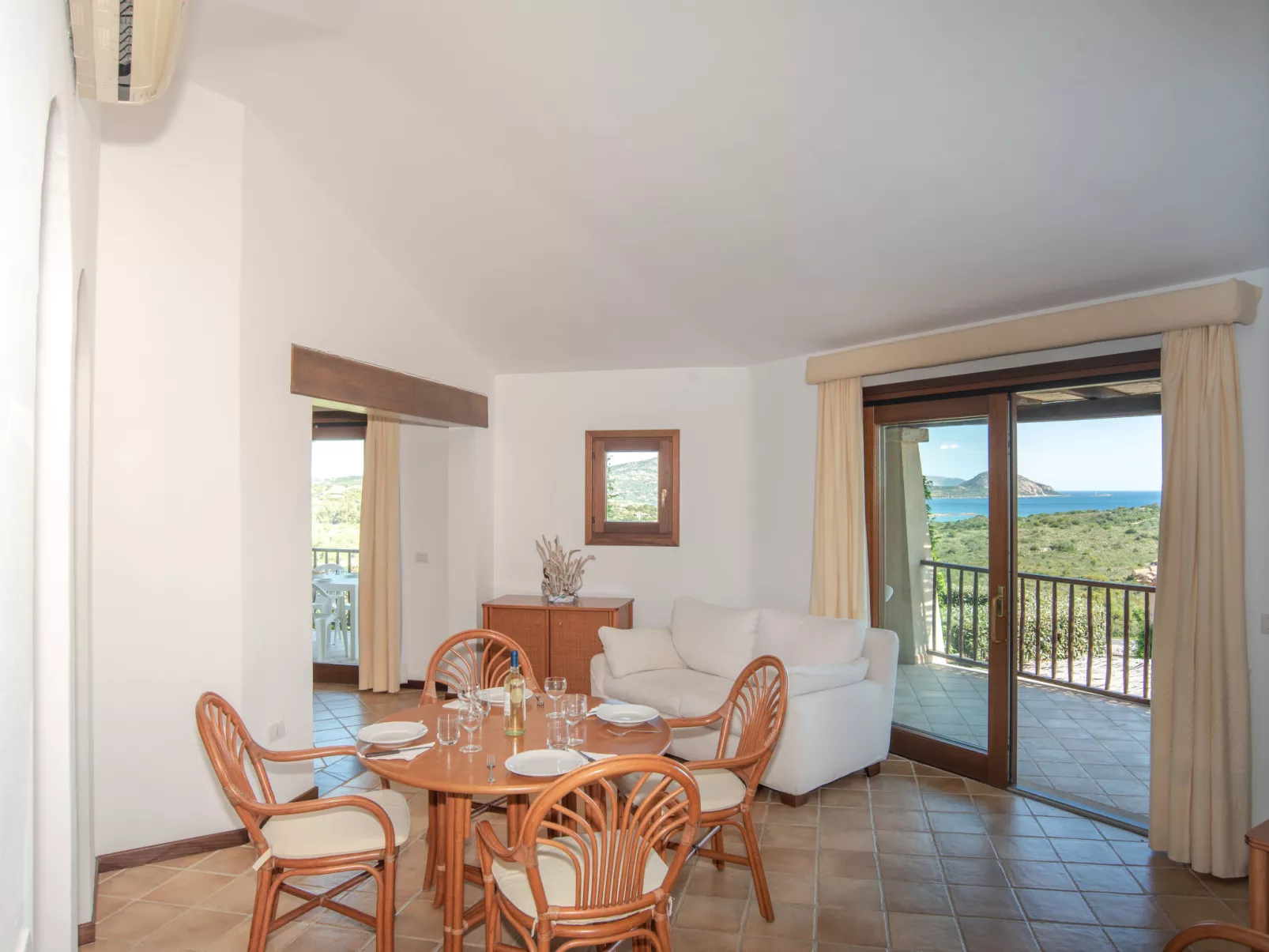 Corbezzolo 8 - Vista Village-Drinnen