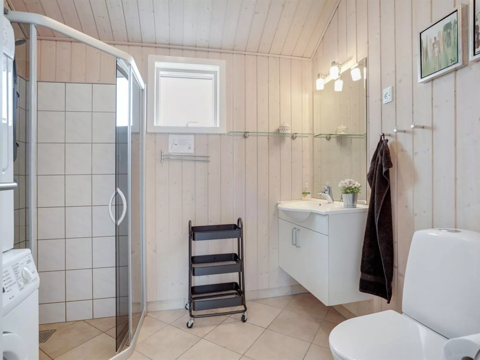 "Henriete" - 3.5km from the sea-Inside