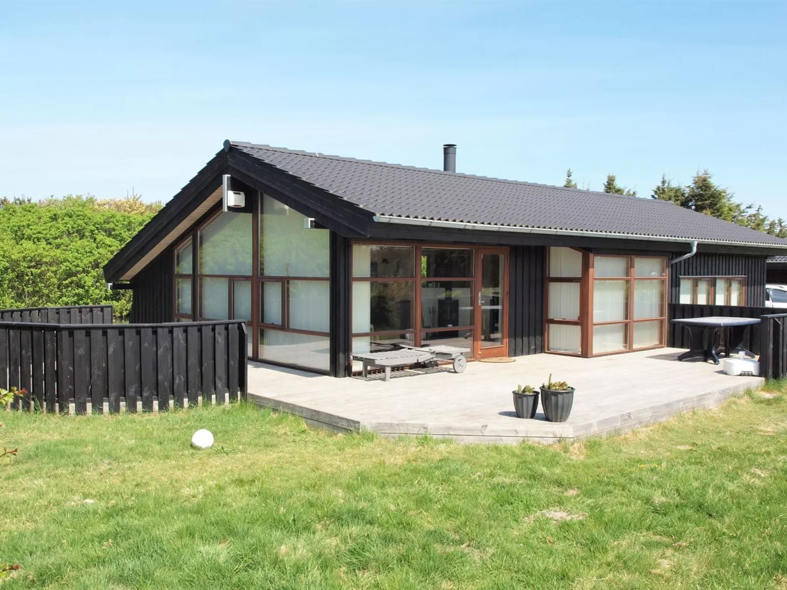 "Paulette" - 450m from the sea-Outside