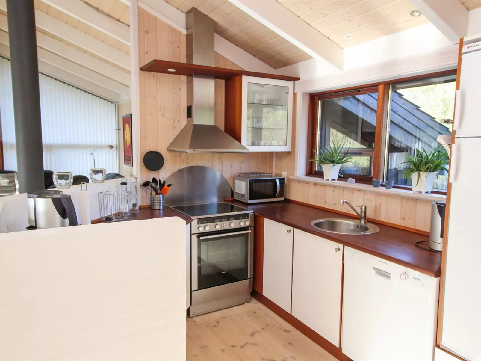 "Paulette" - 450m from the sea-Inside