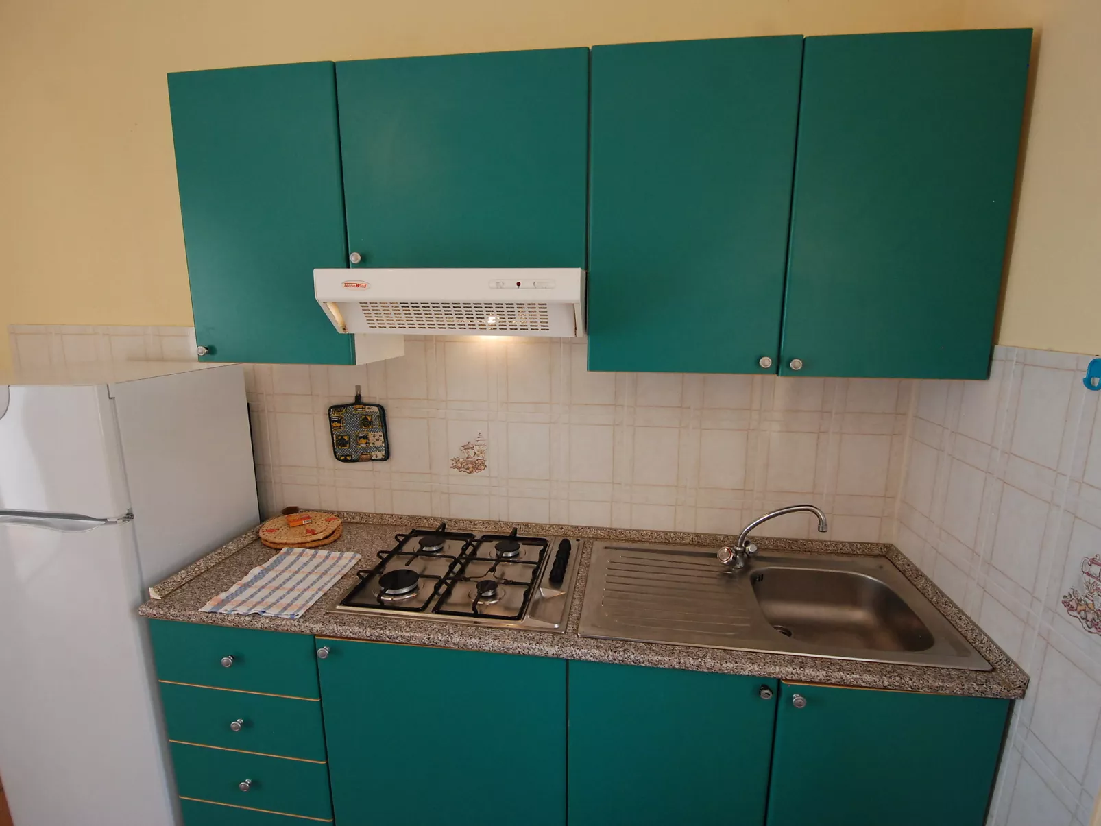 Is Murtas-Inside