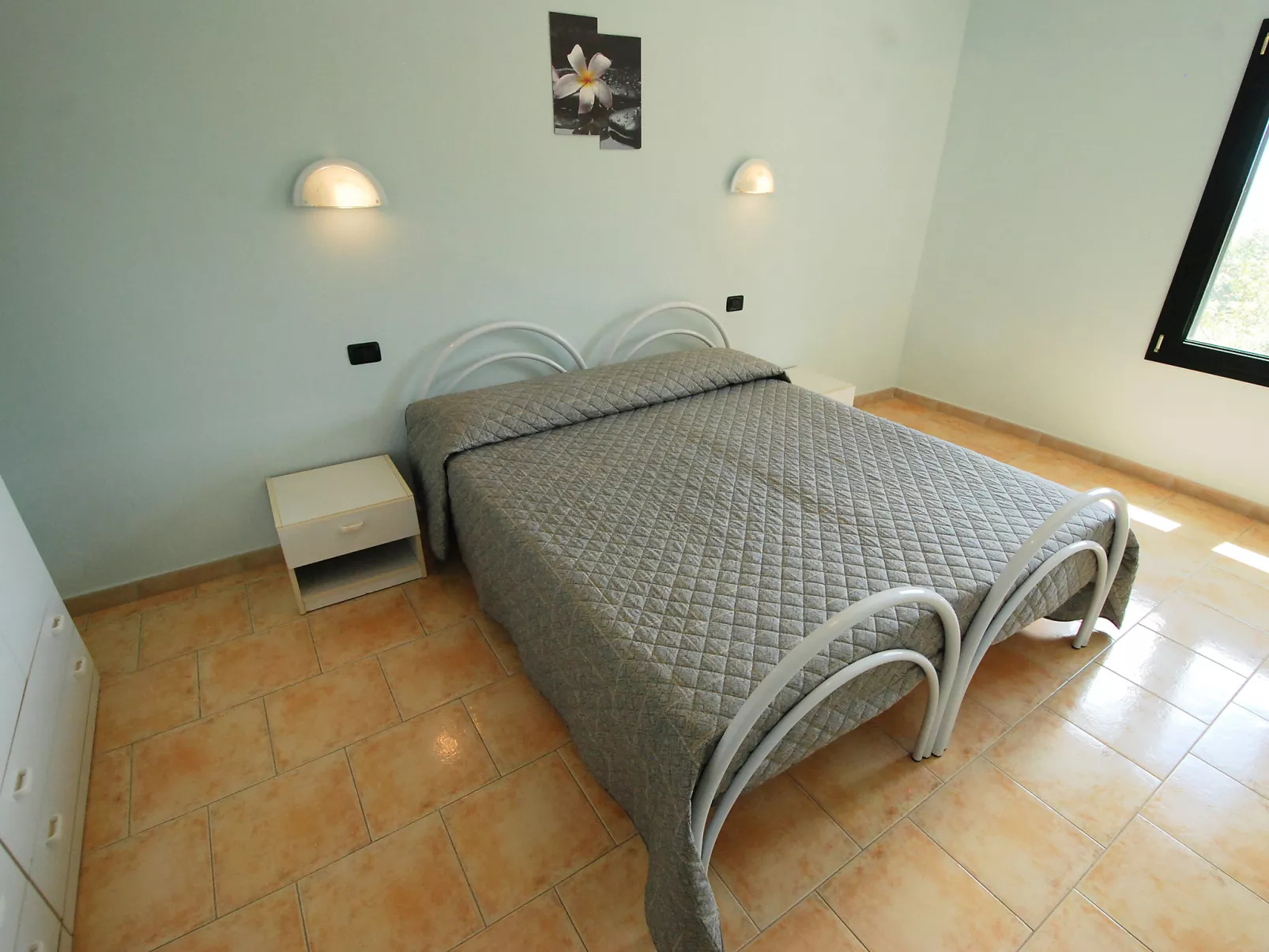 Is Murtas-Inside