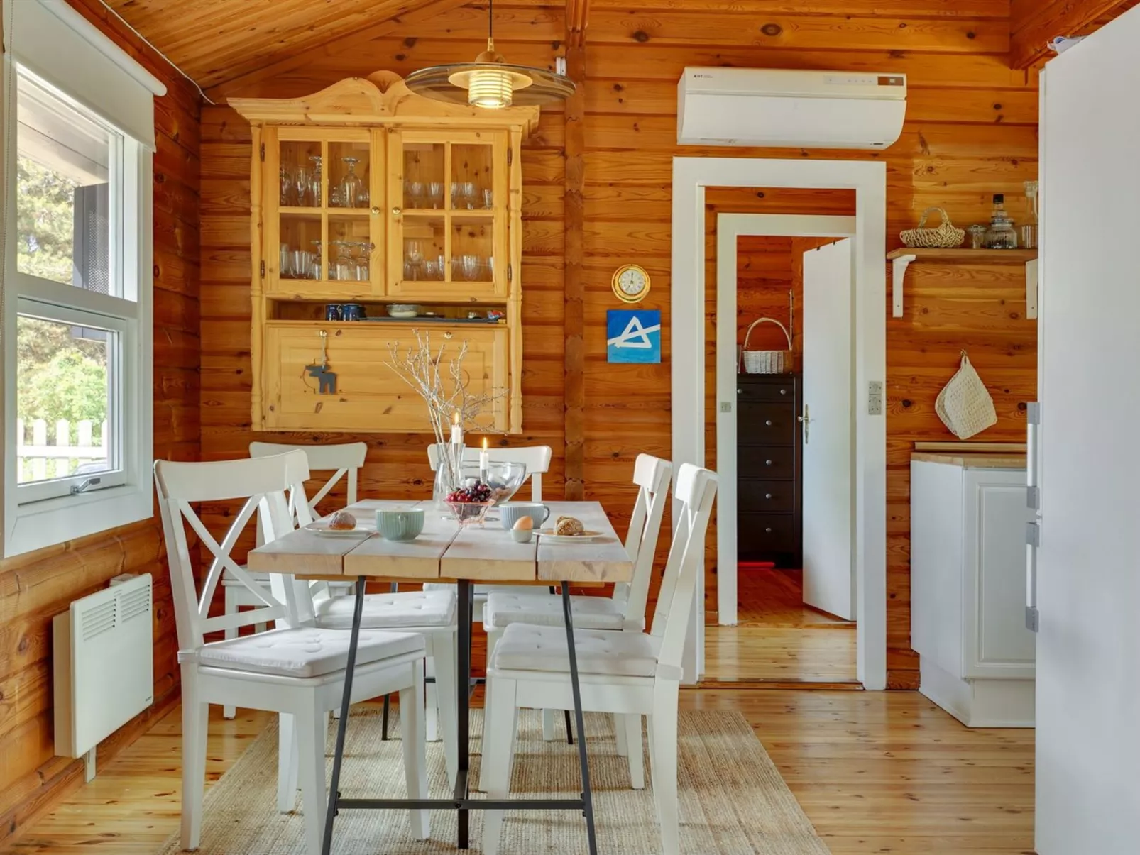 "Nahima" - 350m from the sea-Inside