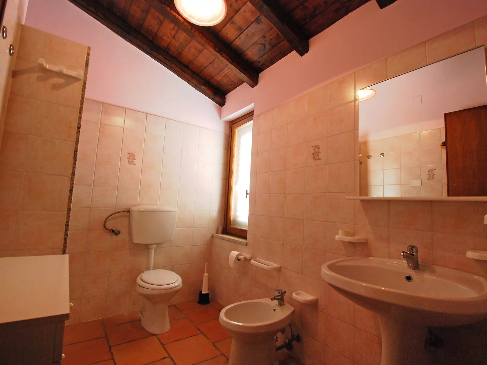 Is Murtas-Inside