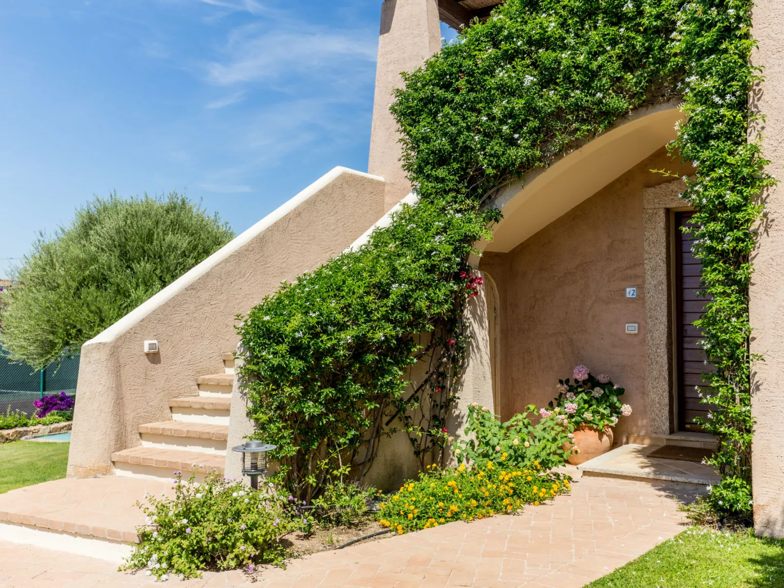 Acacia 2 - Vista Village-Outside