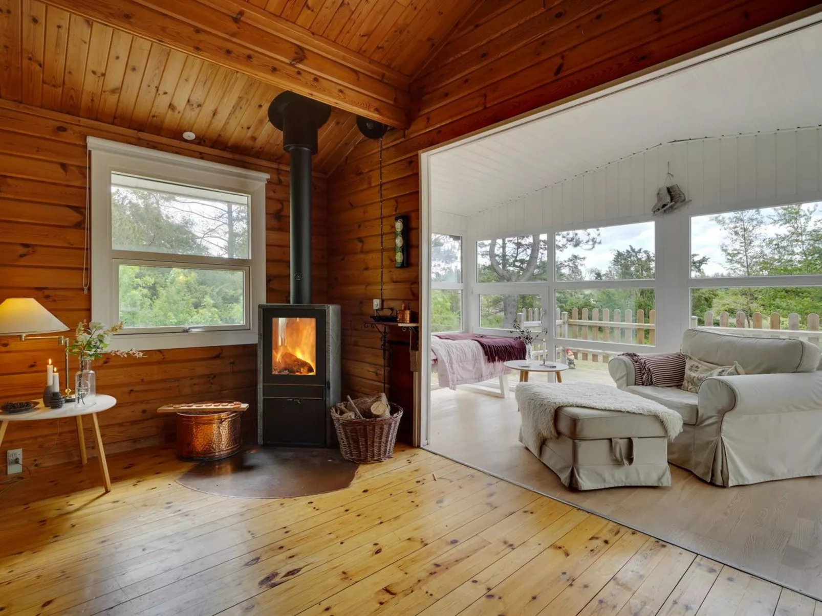 "Nahima" - 350m from the sea-Inside