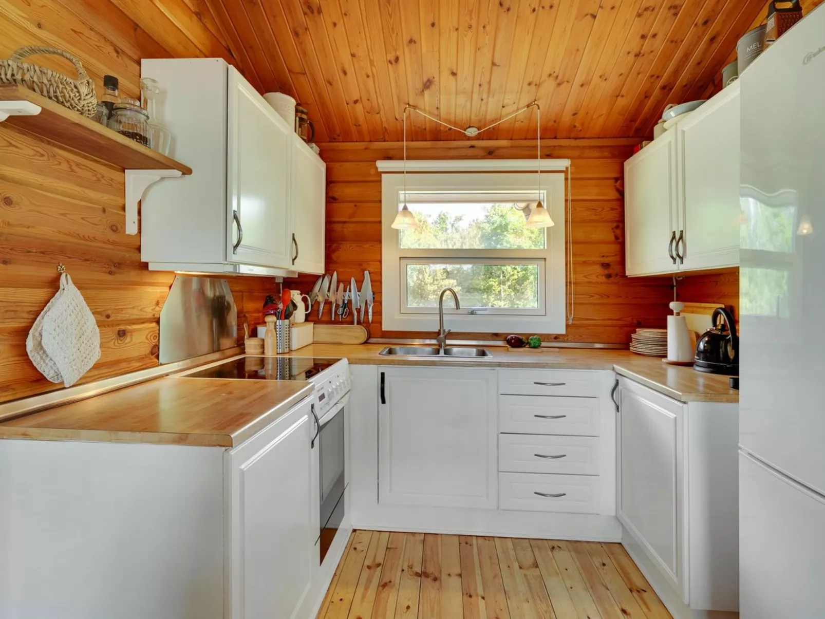 "Nahima" - 350m from the sea-Inside