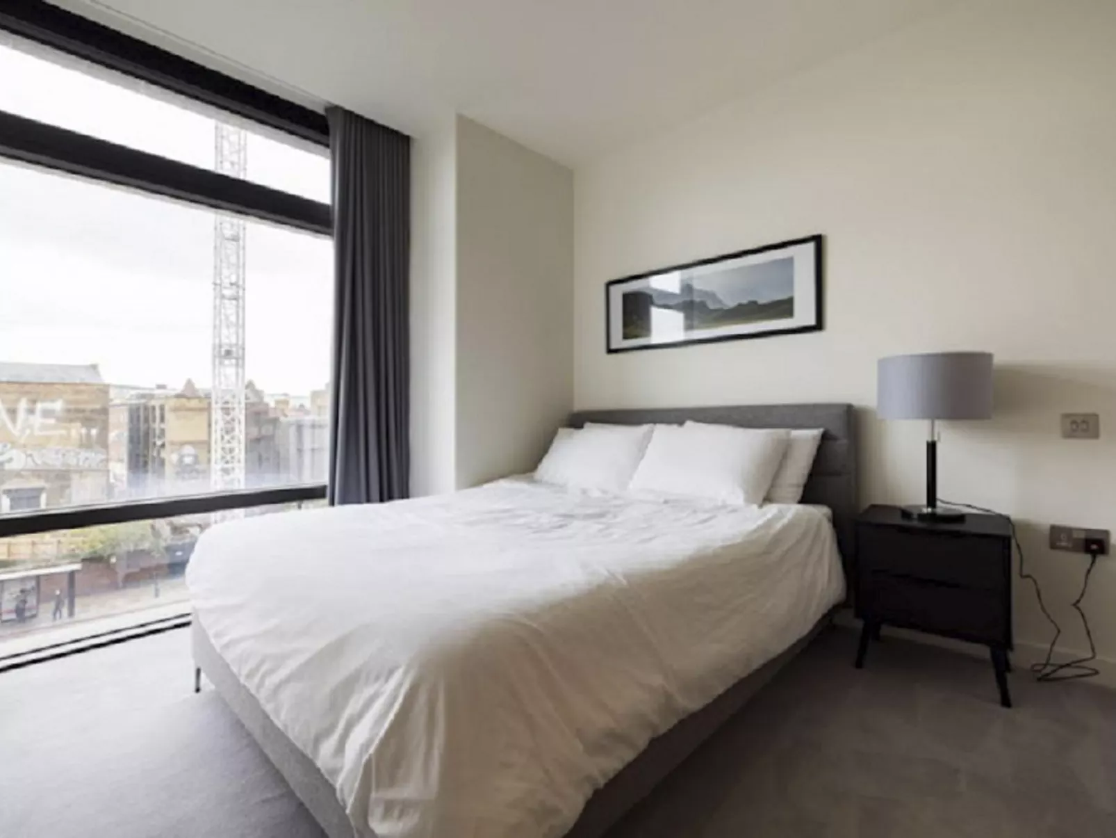 Liverpool Street, Shoreditch-Inside