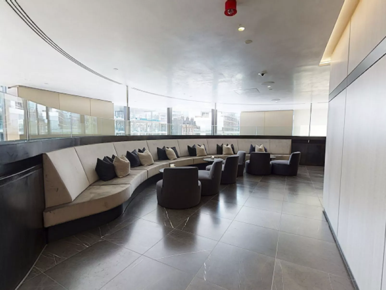 Liverpool Street, Shoreditch-Inside