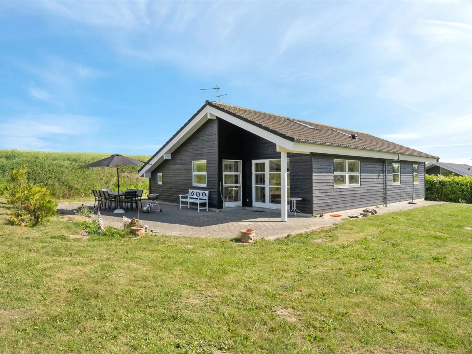 "Bitha" - 400m from the sea-Outside