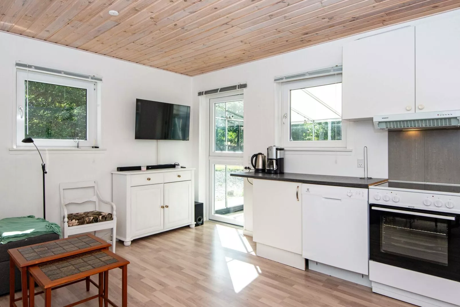 5 person holiday home in Glesborg-Indoor