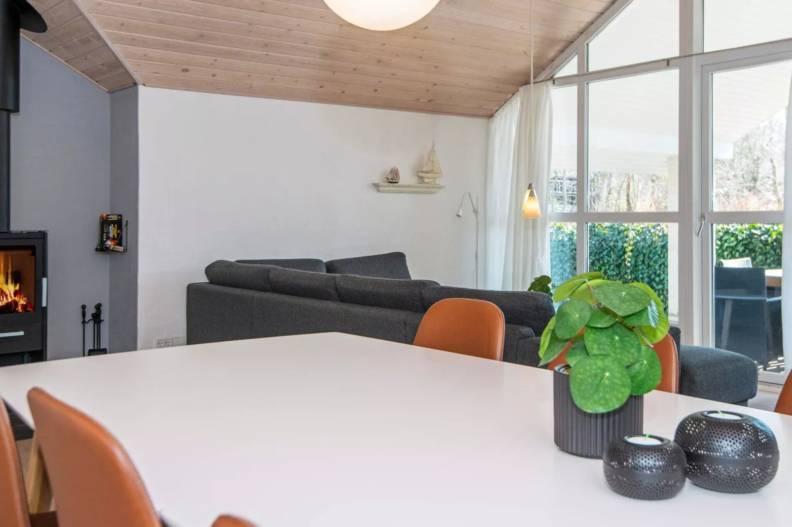 8 person holiday home in Glesborg-Indoor