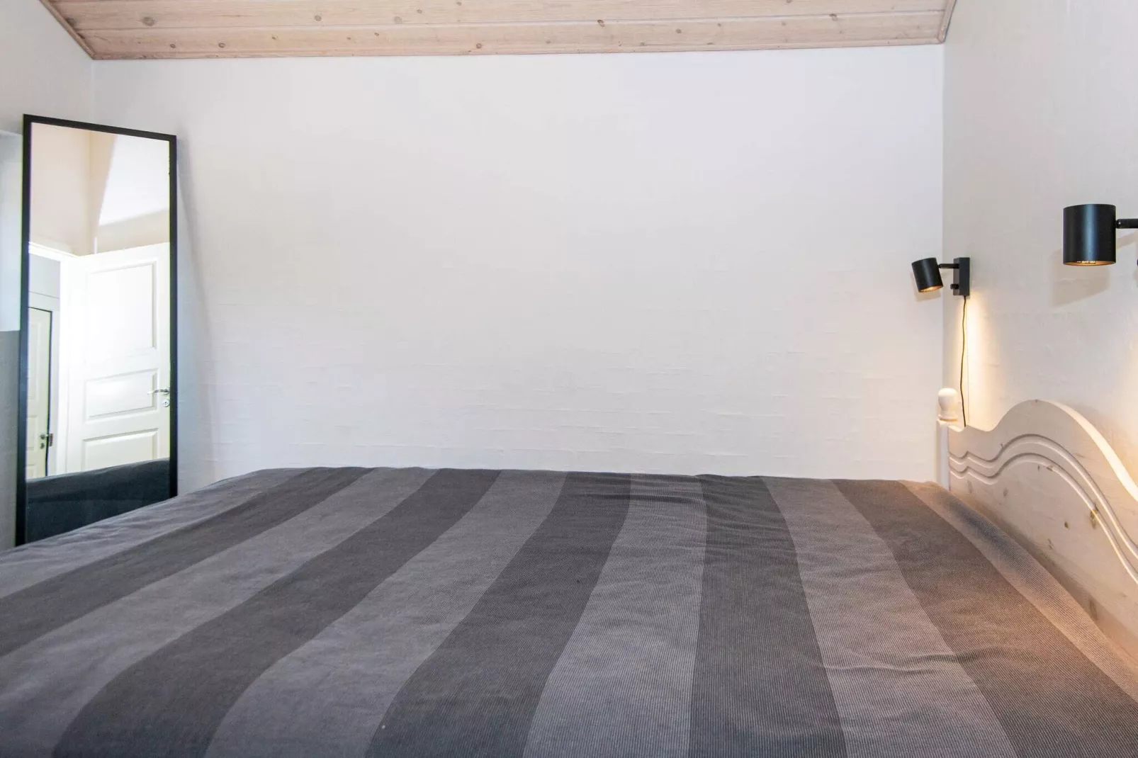 8 person holiday home in Glesborg-Indoor