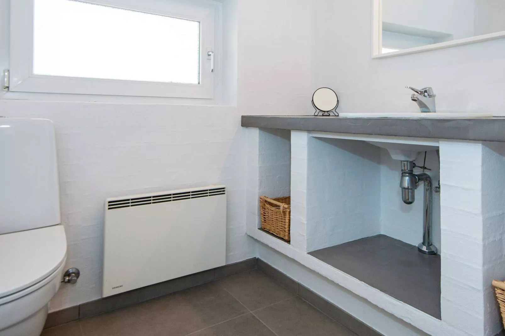 8 person holiday home in Glesborg-Indoor