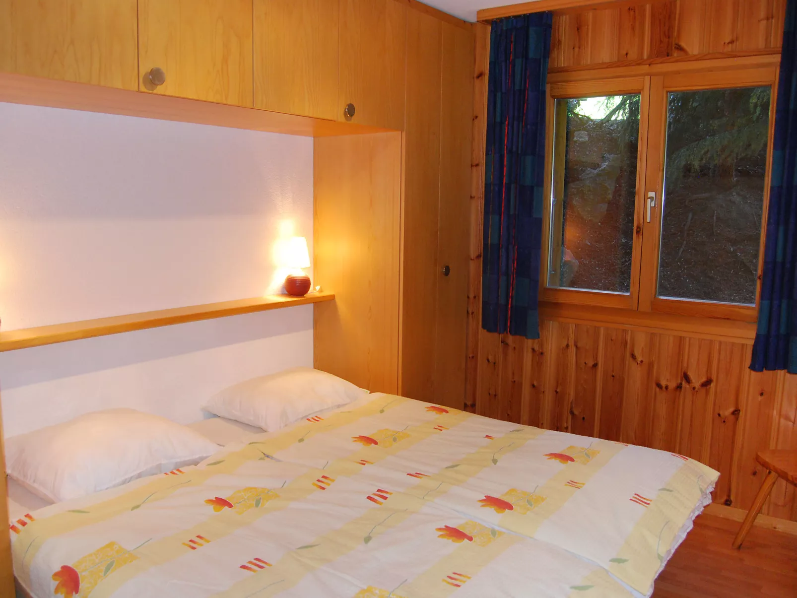 Apt.212X-Inside