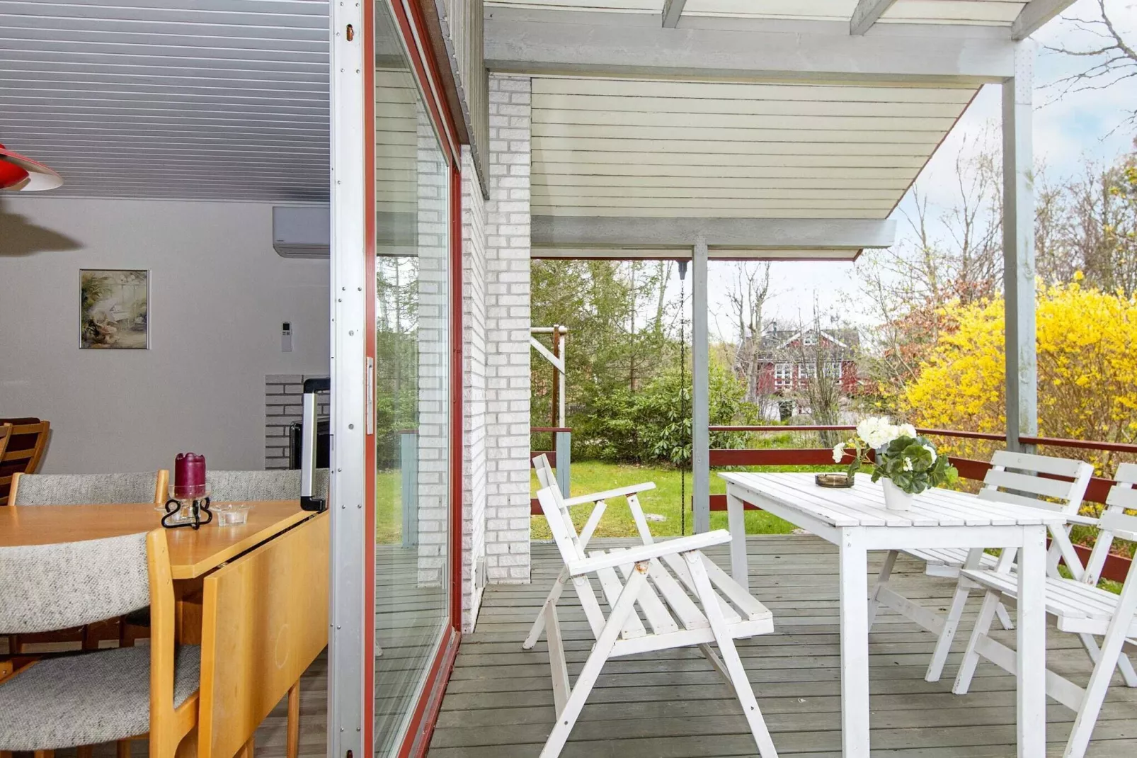 6 person holiday home in Glesborg