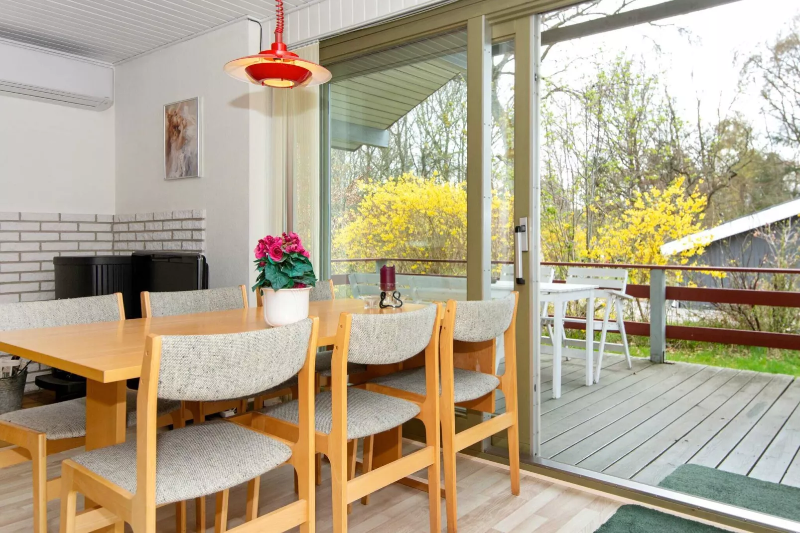 6 person holiday home in Glesborg