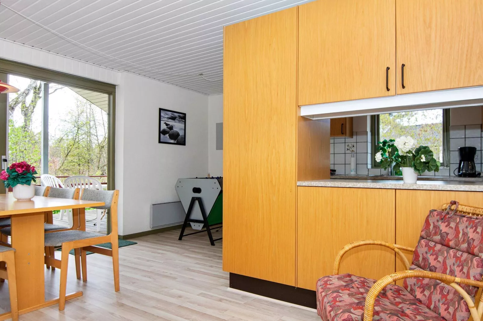 6 person holiday home in Glesborg-Indoor