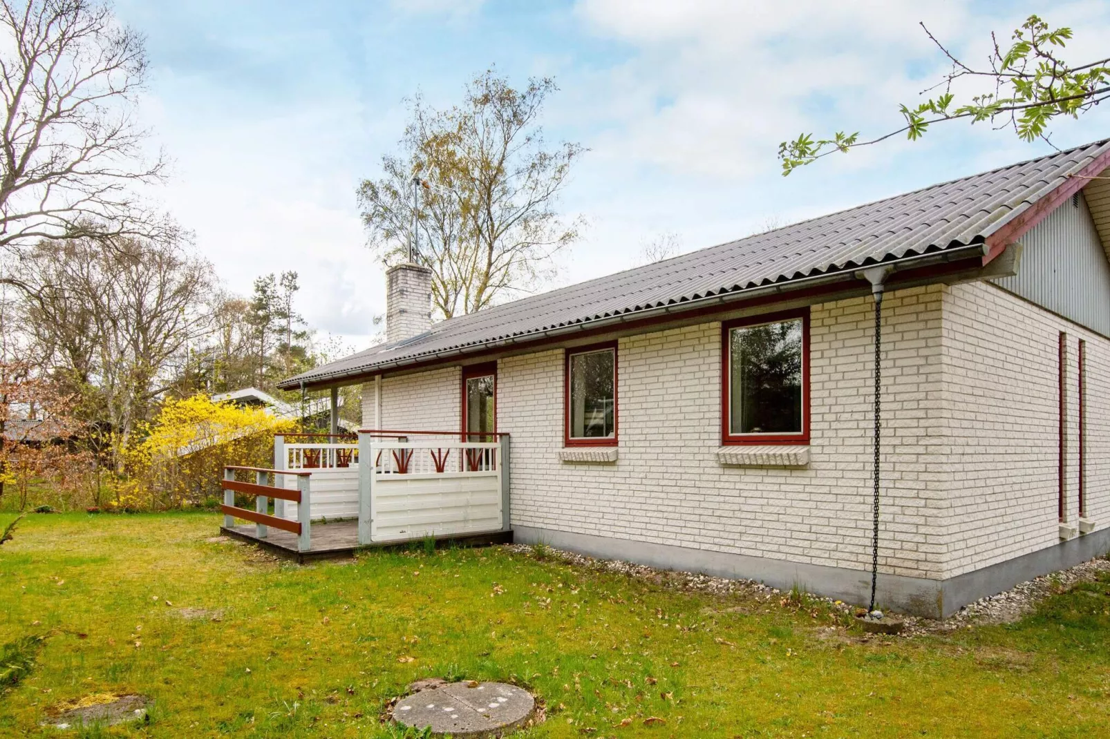 6 person holiday home in Glesborg
