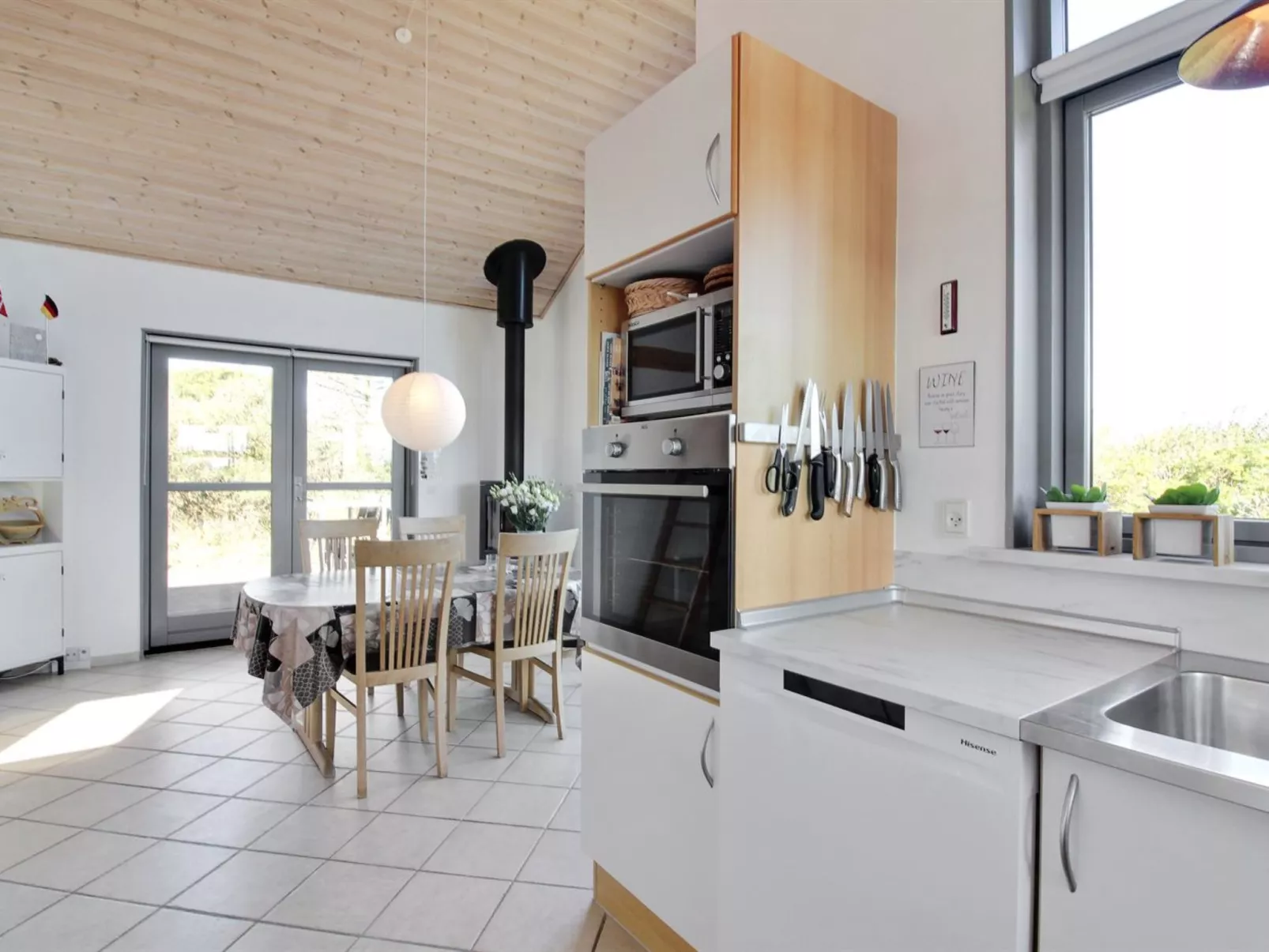 "Lothen" - 500m from the sea-Inside