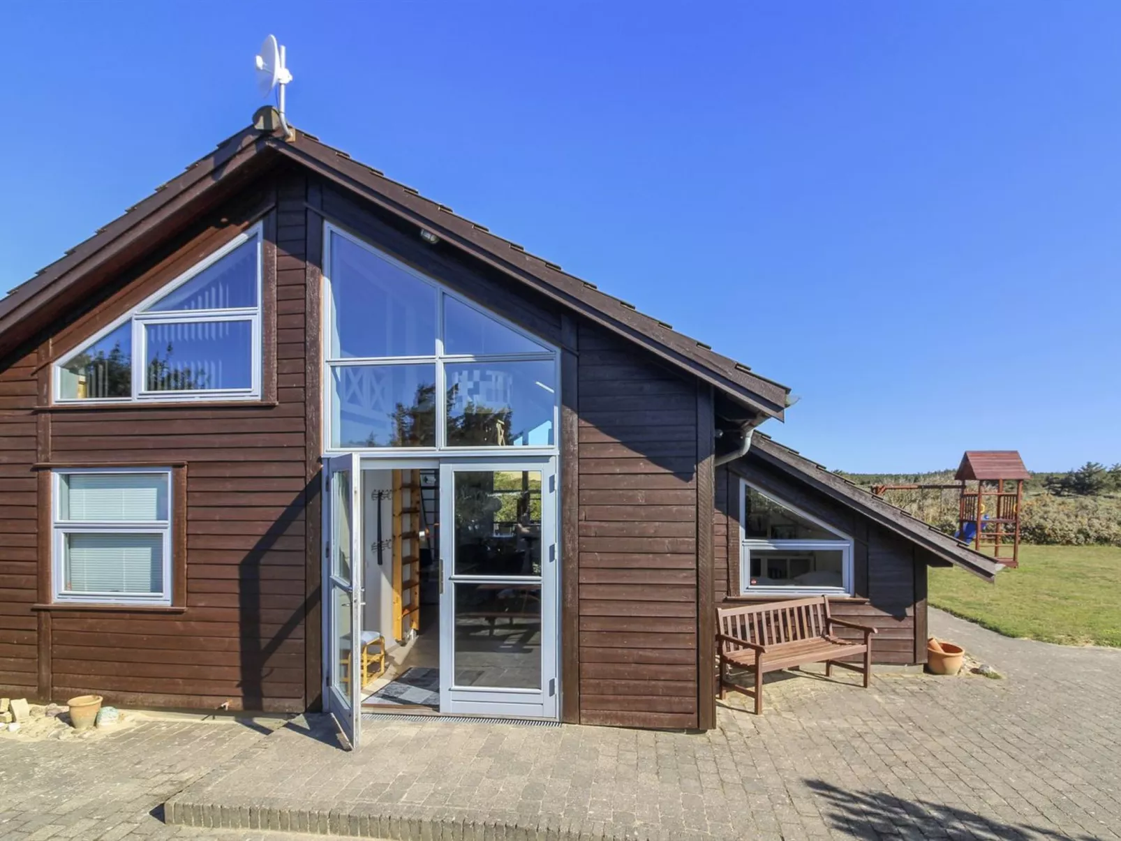 "Lothen" - 500m from the sea-Outside