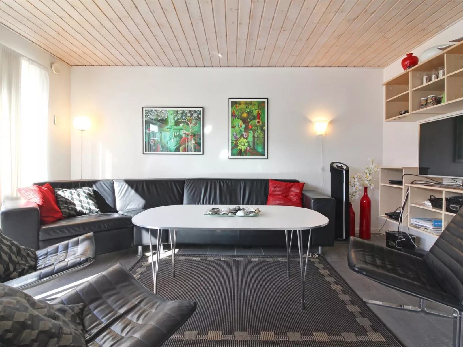 "Ingolf" - 750m from the sea-Inside