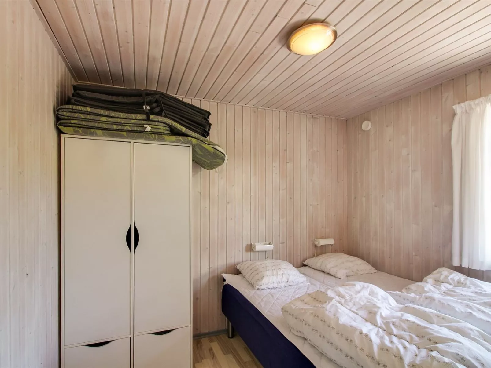 "Jose" - 300m from the sea-Inside