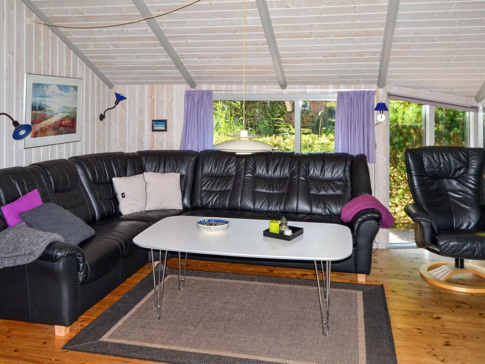"Vivan" - 3.8km from the sea-Inside