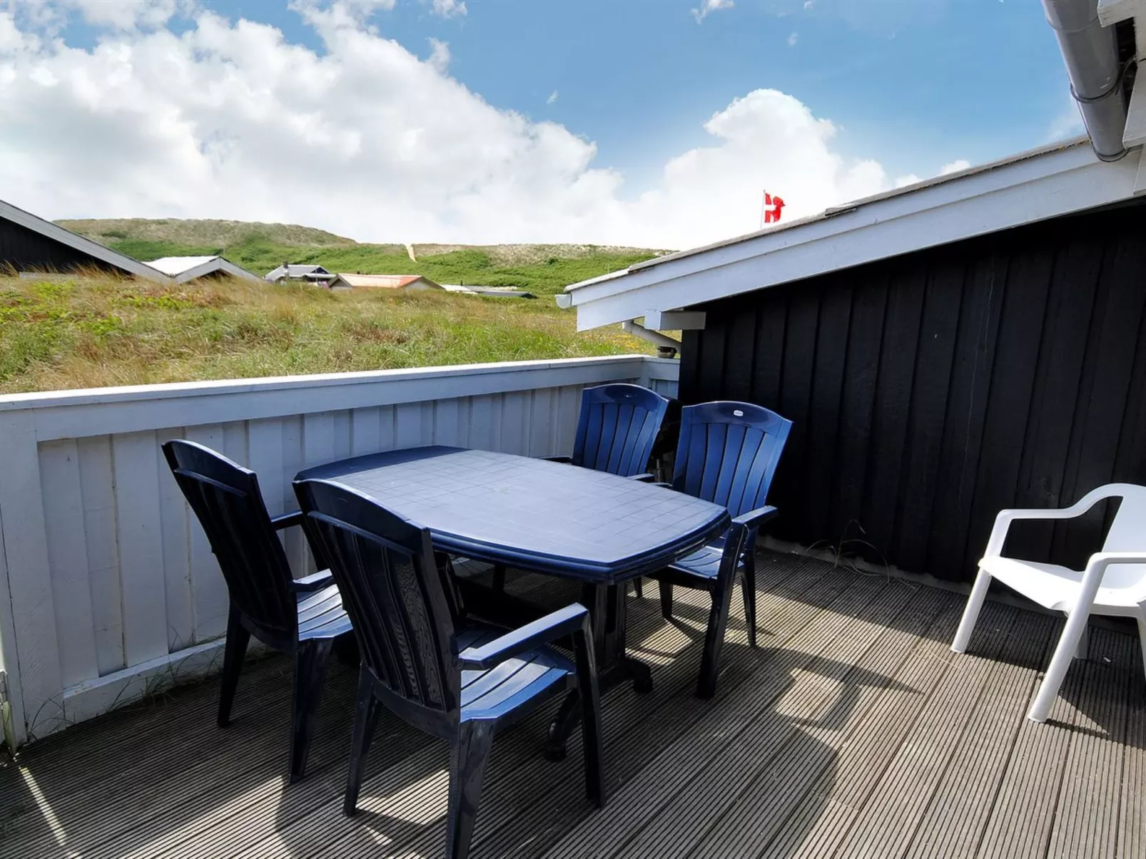 "Friedel" - 150m from the sea-Outside