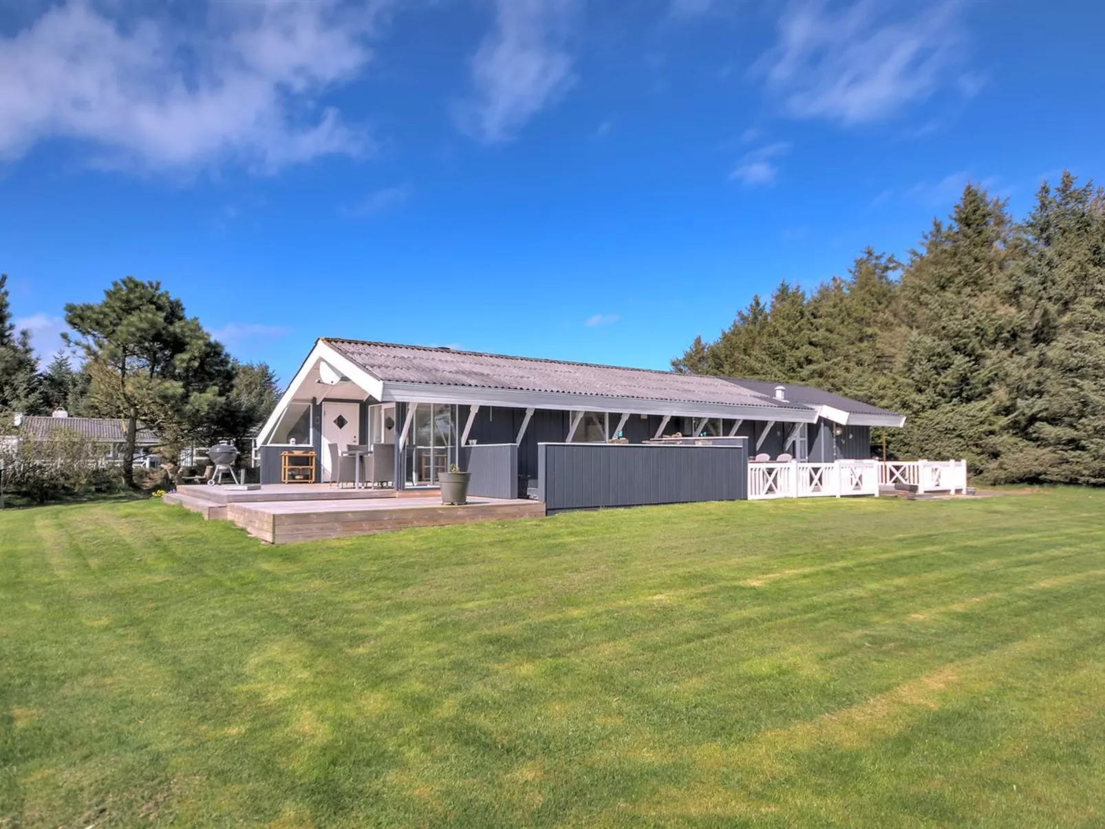 "Angelie" - 550m from the sea-Outside