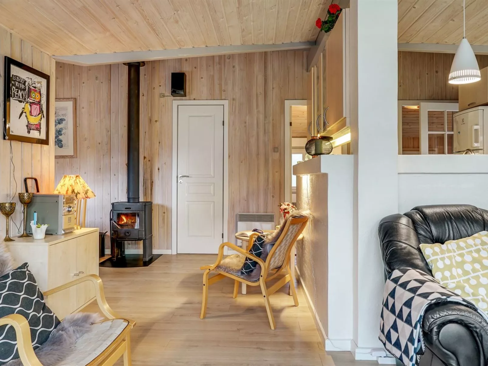 "Richardine" - 850m from the sea-Inside