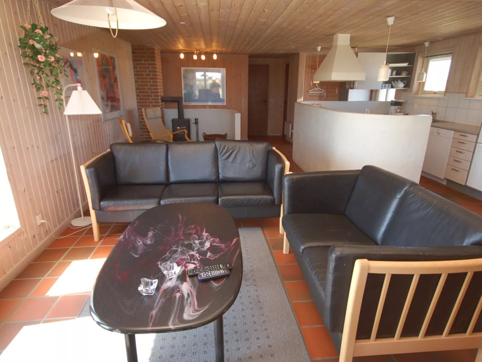 "Riborg" -  from the sea-Drinnen
