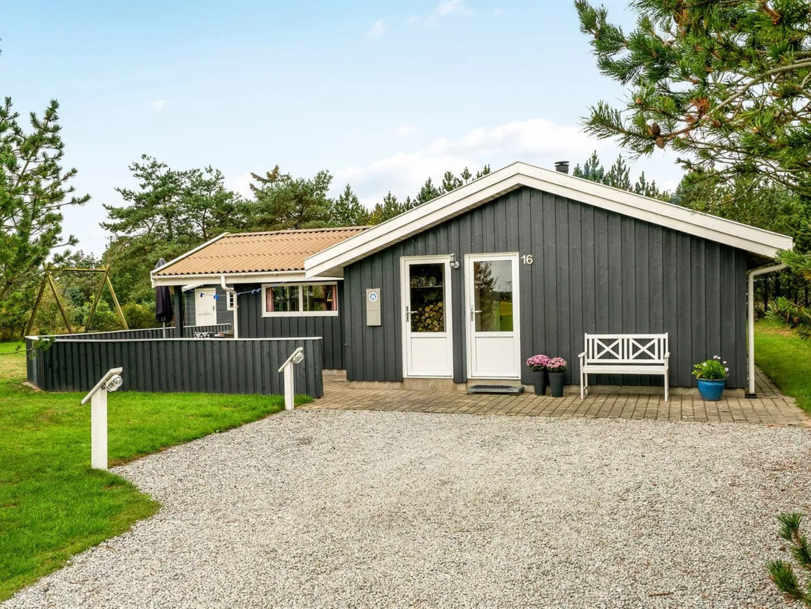"Richardine" - 850m from the sea-Outside