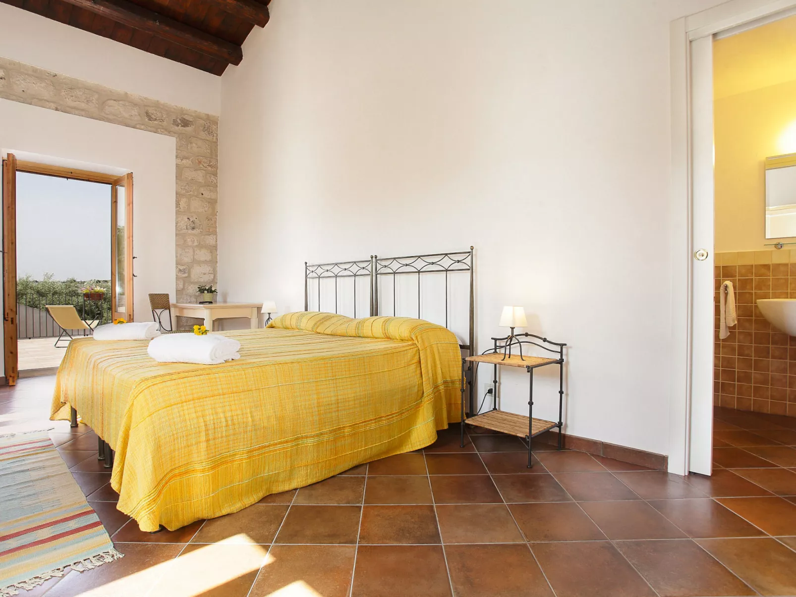 Al Castello-Inside