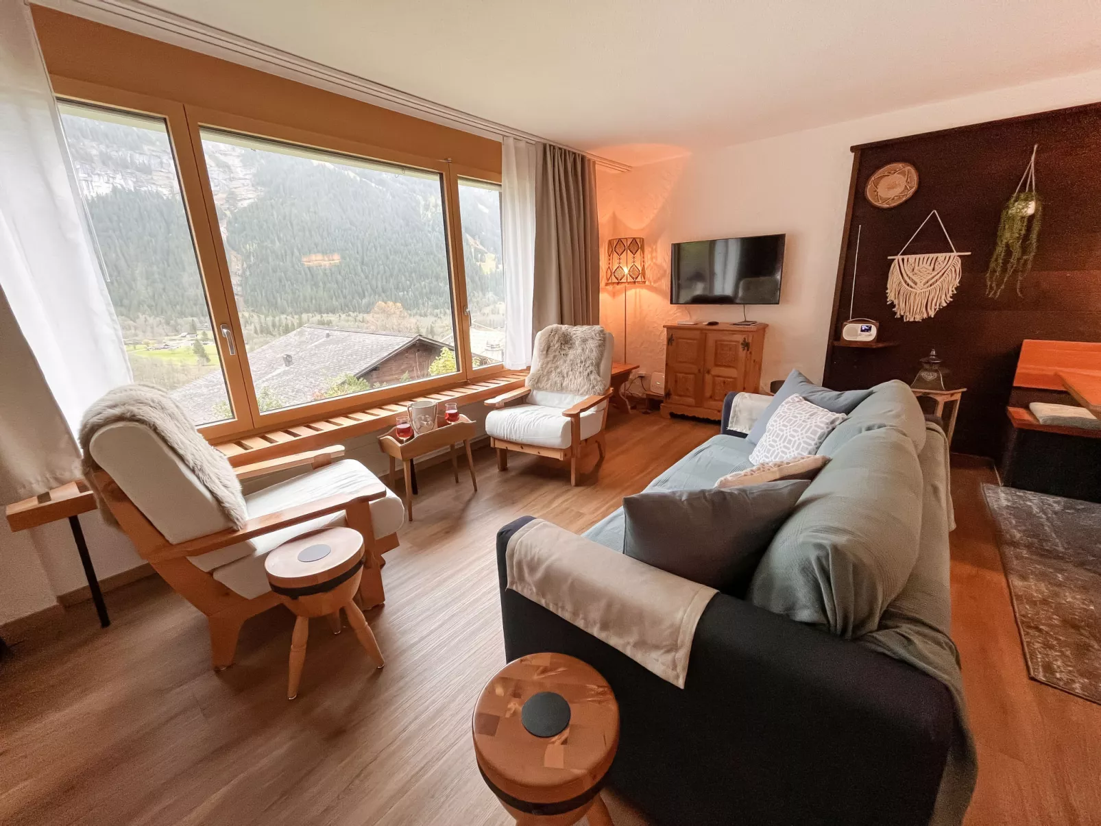 SnowKaya Grindelwald-Inside