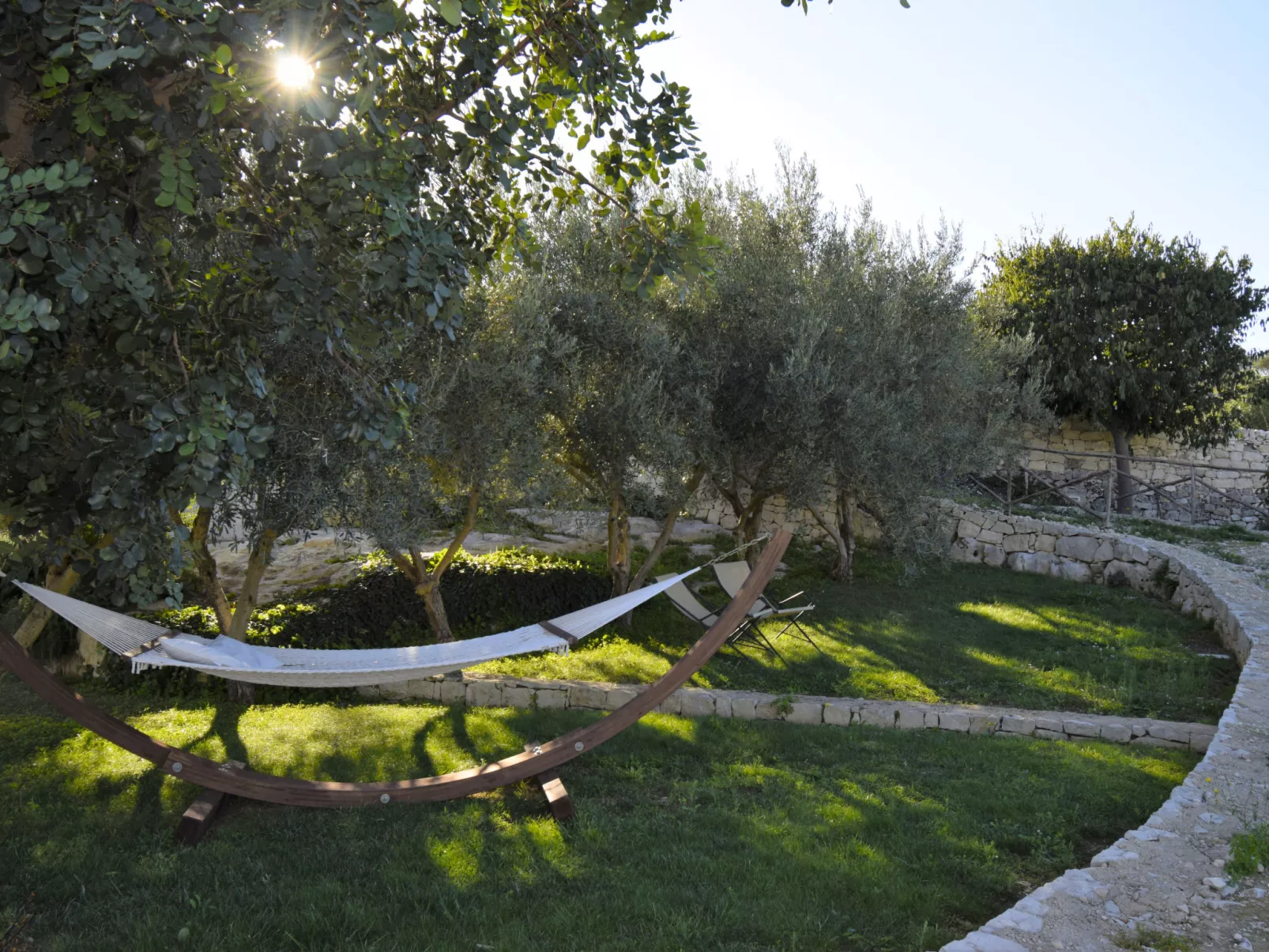 Al Castello-Outside