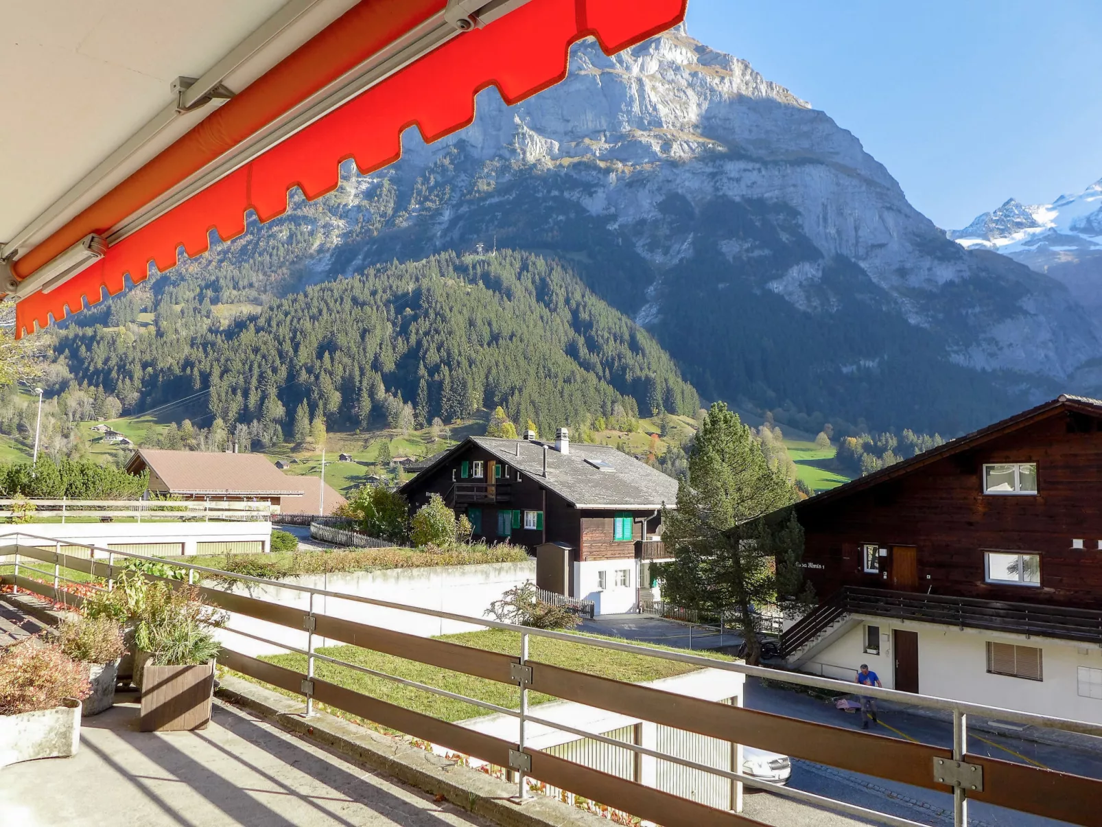 Chalet Almis-Bödeli-Draußen