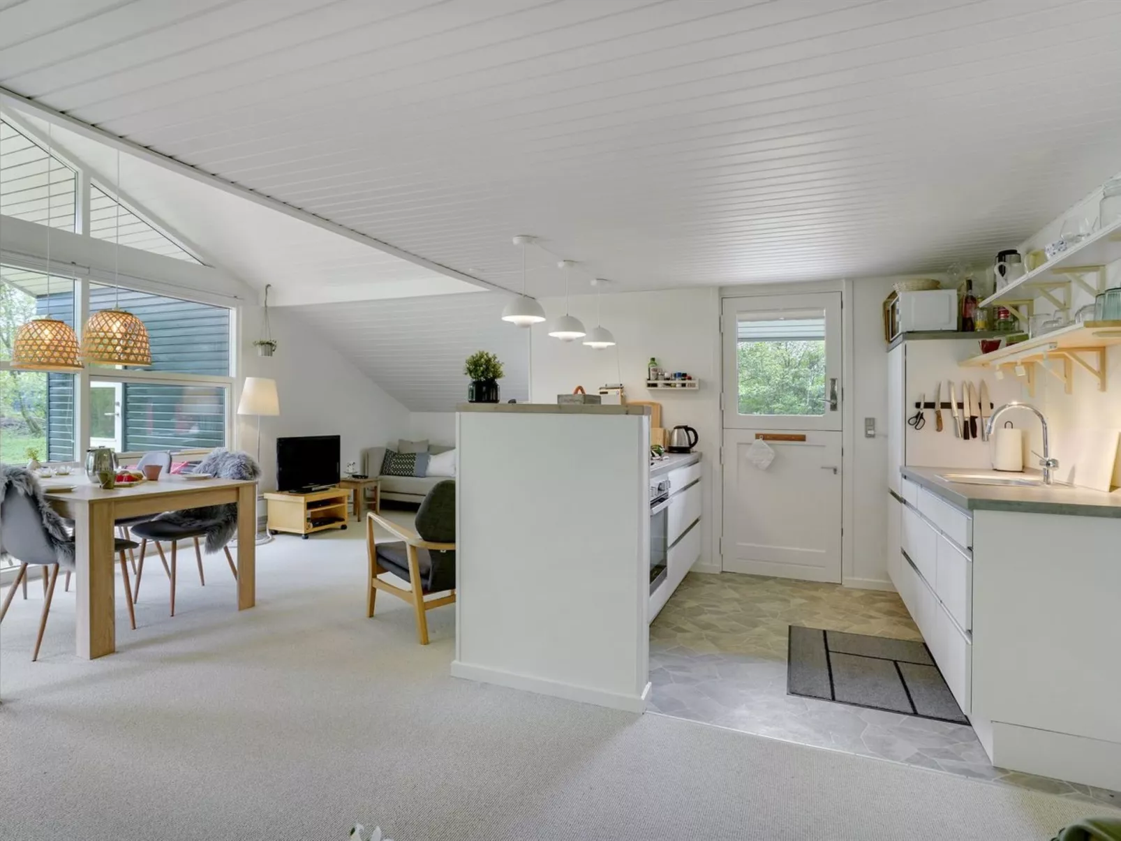 "Laerke" - 1.8km from the sea-Inside