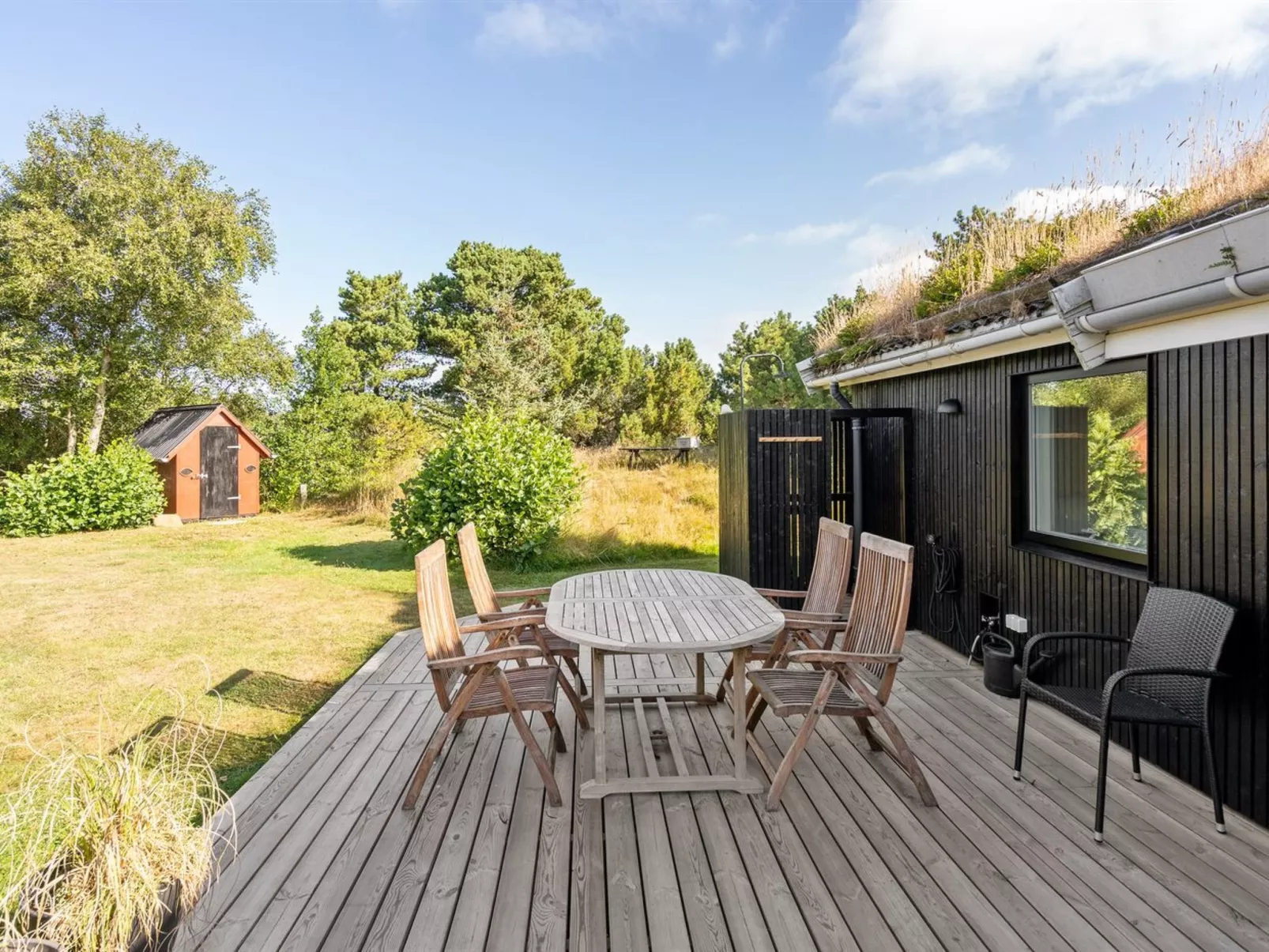 "Laerke" - 1.8km from the sea-Outside