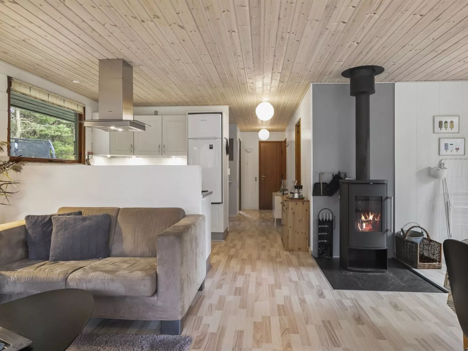 "Marta" - 1.5km from the sea-Inside