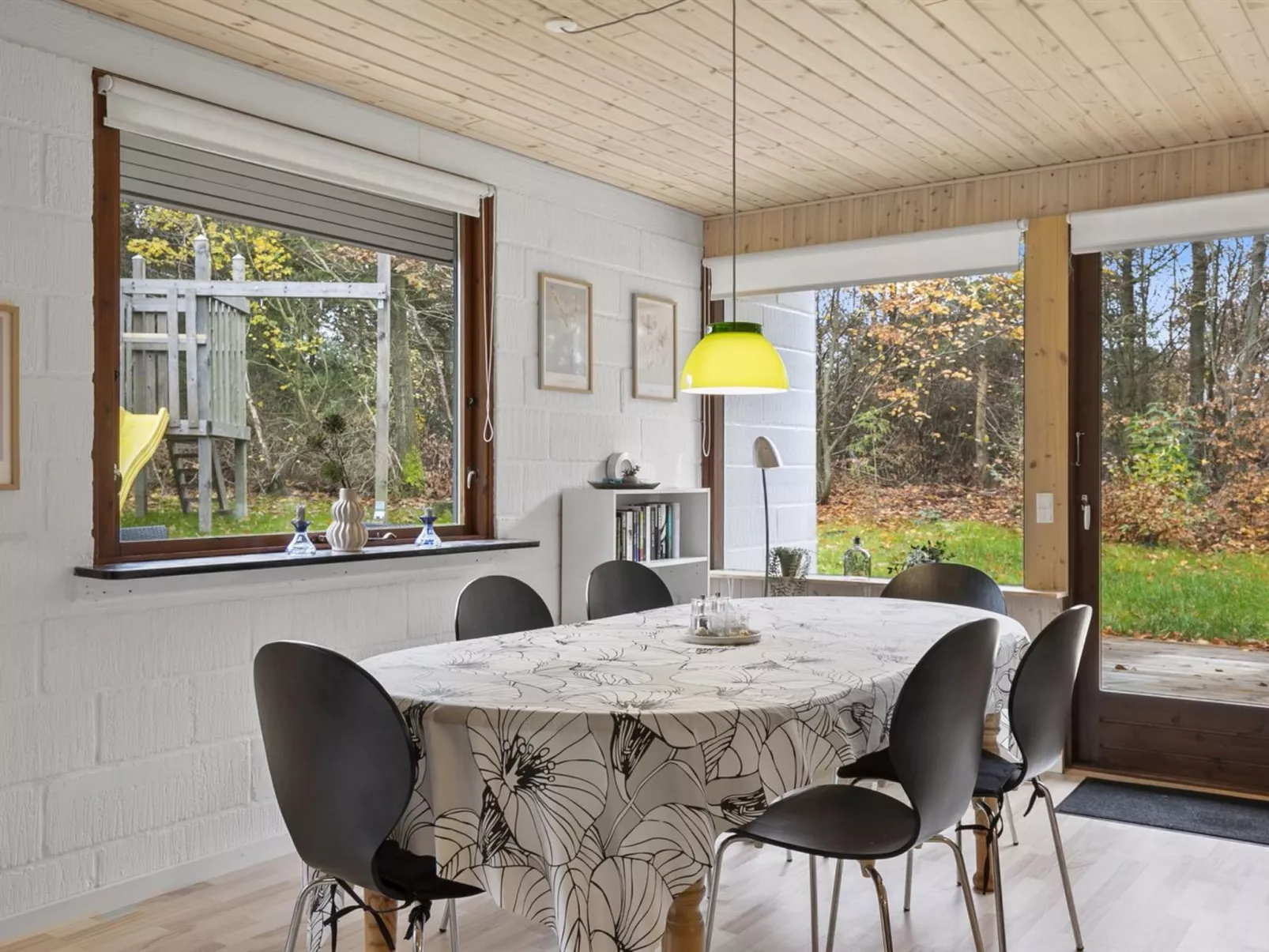 "Marta" - 1.5km from the sea-Inside