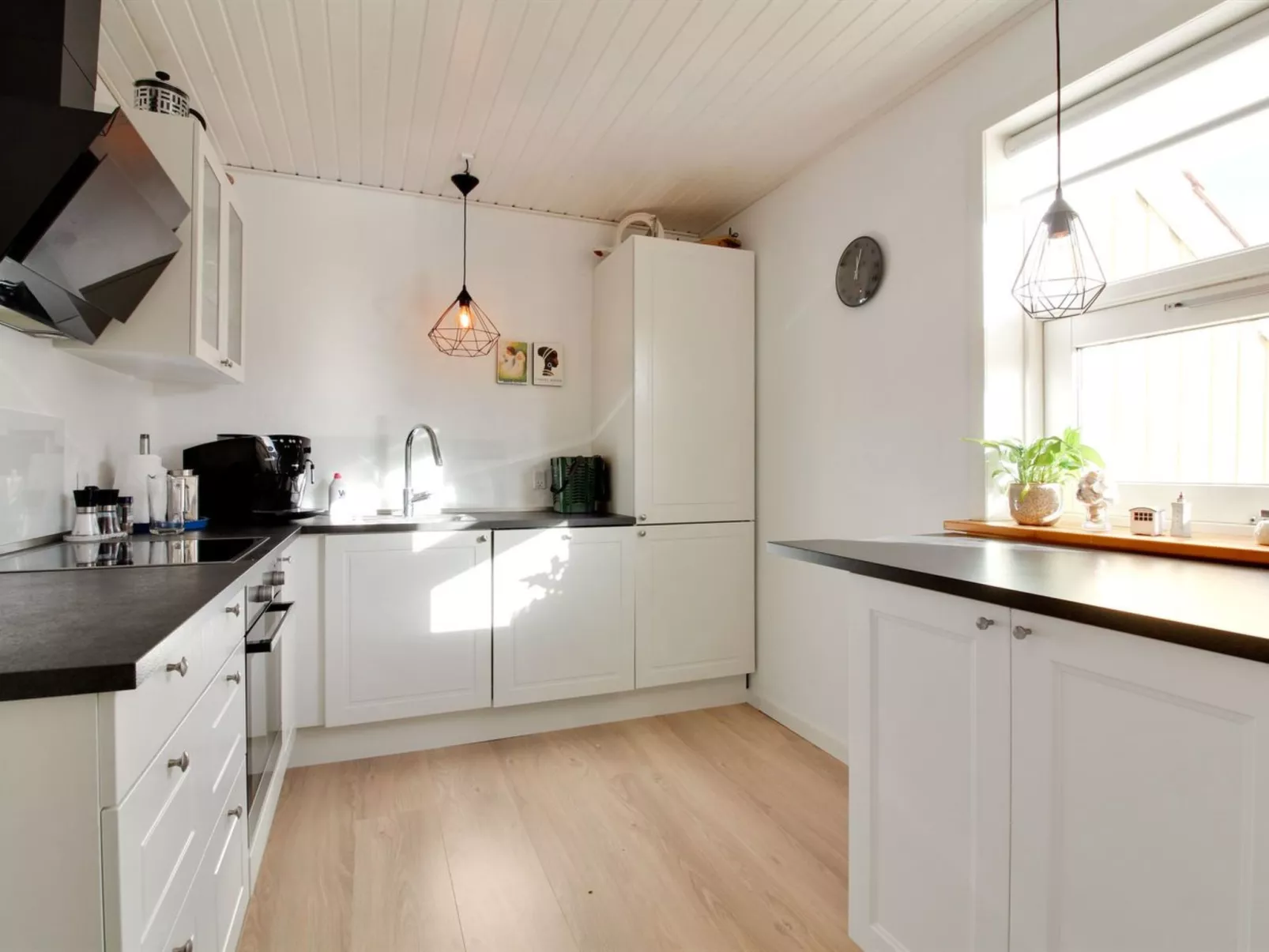 "Oddi" - 900m from the sea-Dedans