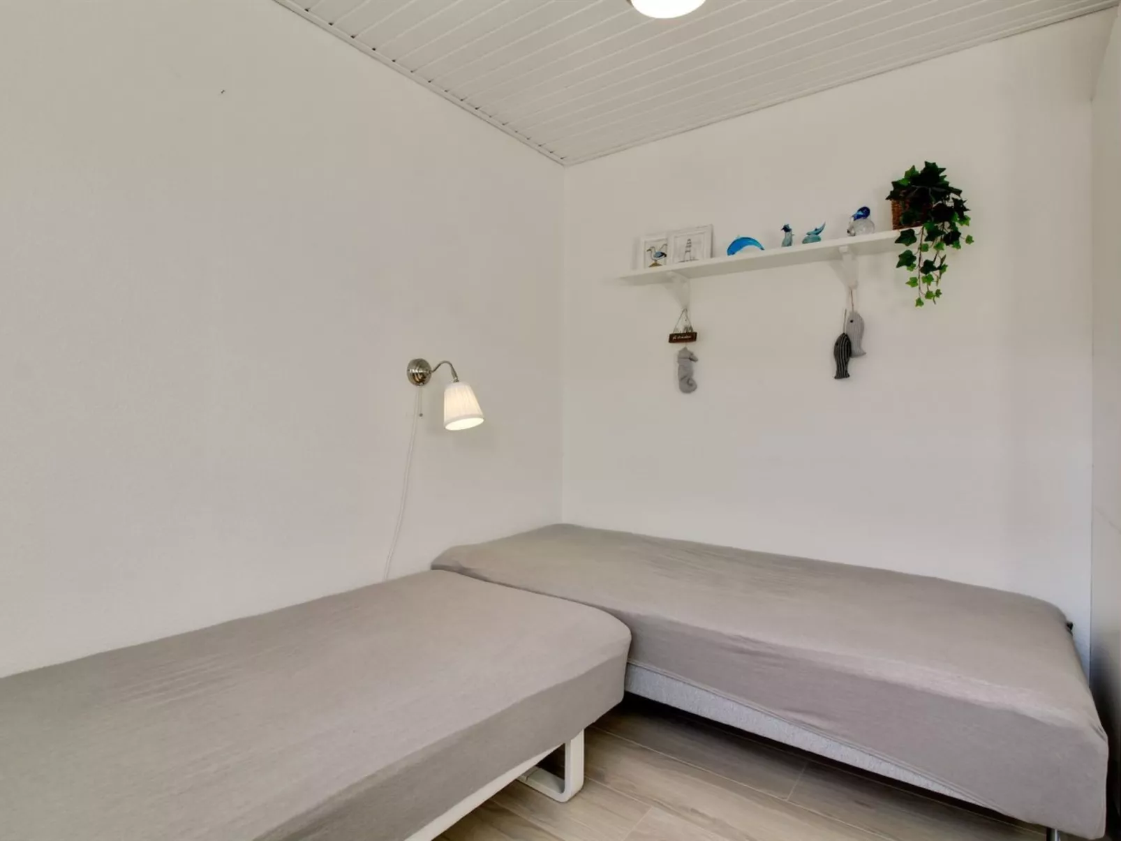 "Oddi" - 900m from the sea-Dedans