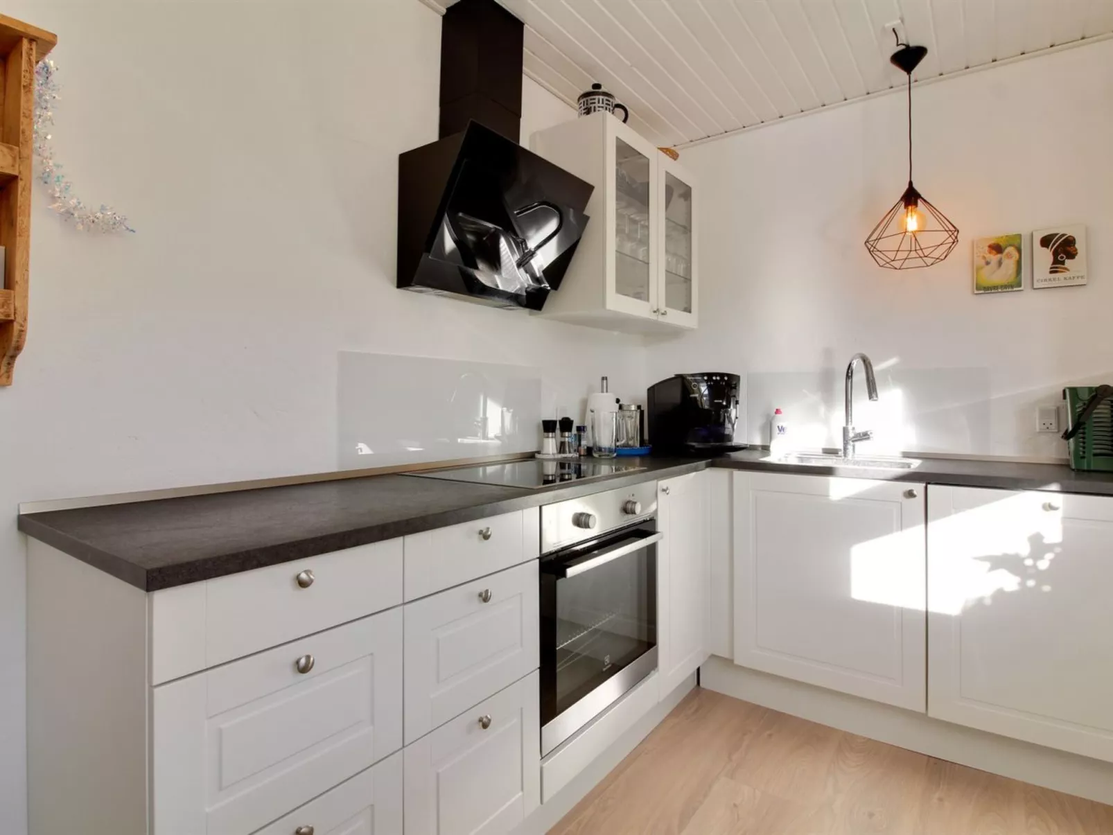 "Oddi" - 900m from the sea-Dedans
