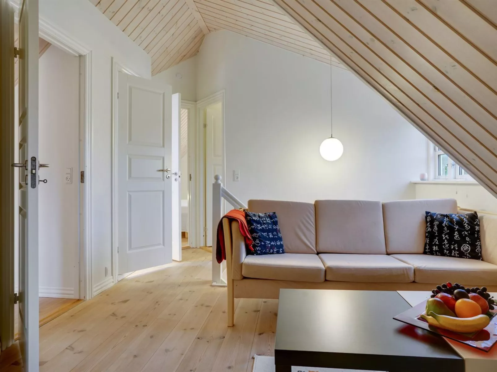 "Aagot" - 850m from the sea-Inside
