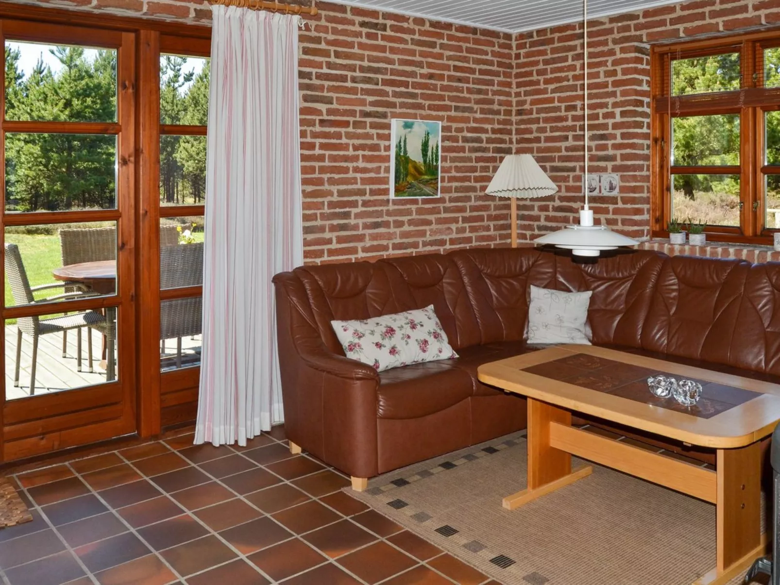 "Angret" - 3.5km from the sea-Inside