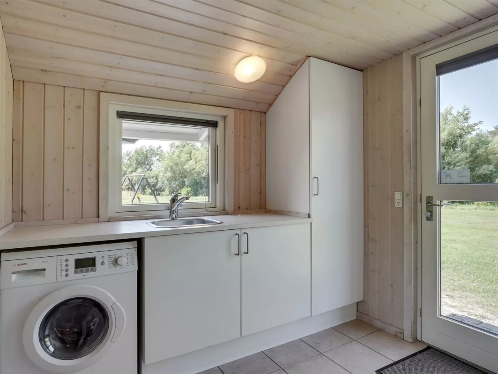 "Richard" - 4km from the sea-Drinnen